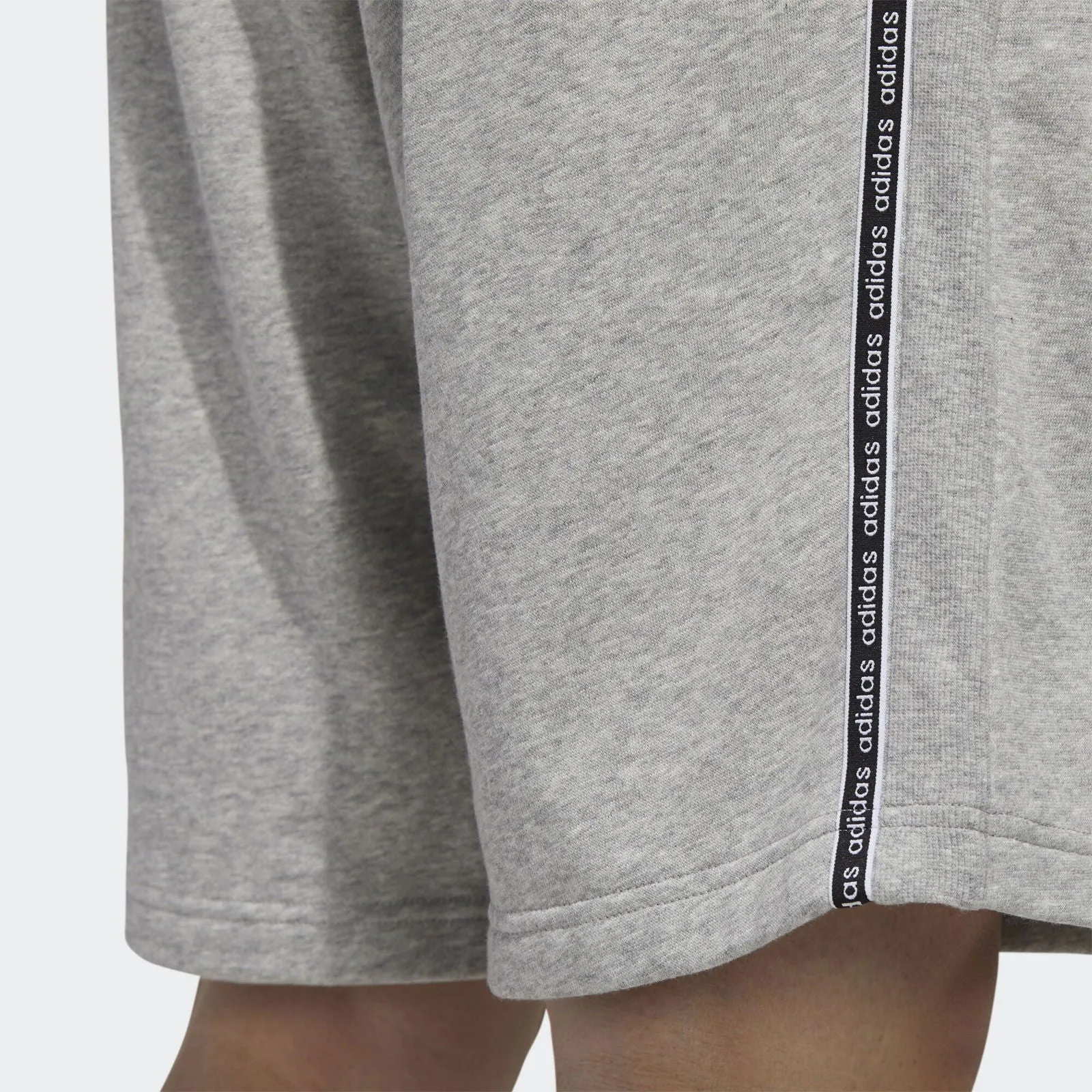 adidas Essentials Material Mix Shorts - Grey