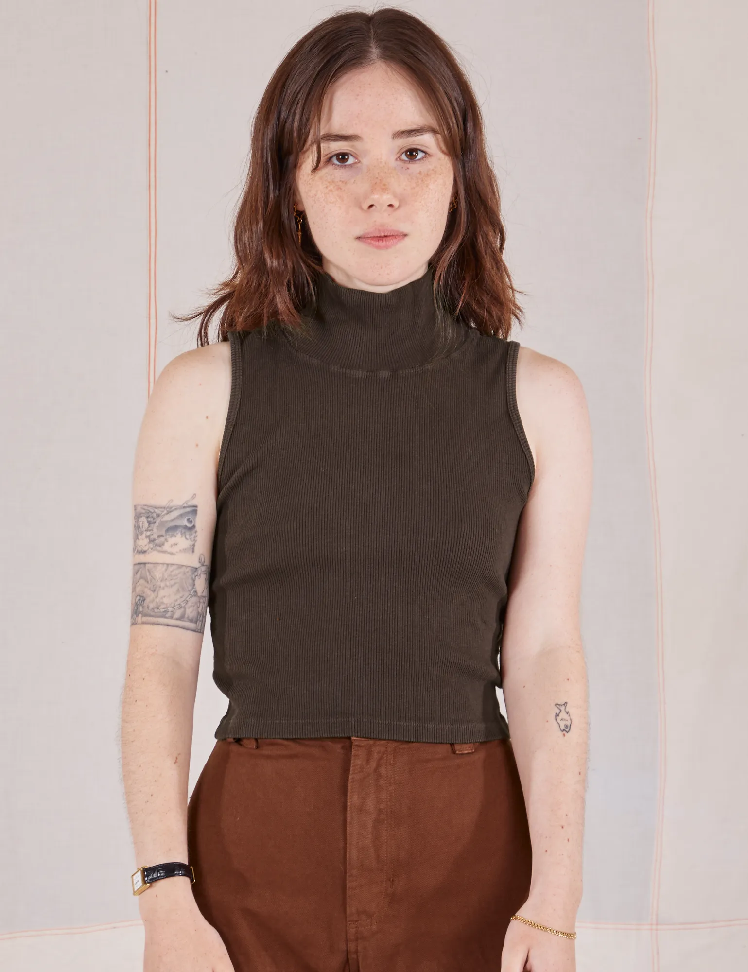 Sleeveless Essential Turtleneck - Espresso Brown